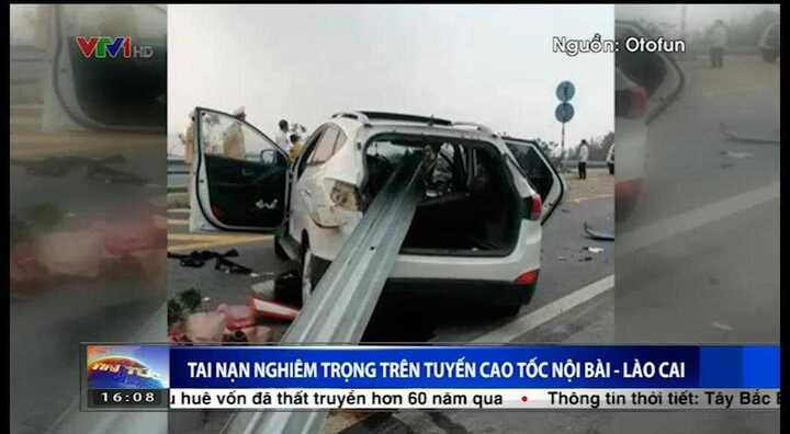 Video: Ôtô đâm xuyên lan can cao tốc Nội Bài - Lào Cai
