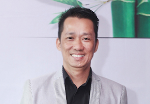 Xuân Hiếu 'xông đất' thị trường băng đĩa đầu năm