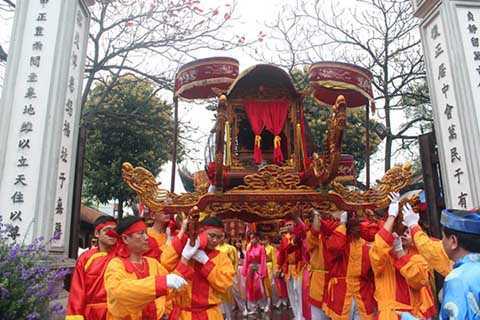 Tưng bừng lễ hội ở thủ phủ dệt lụa lớn nhất Việt Nam