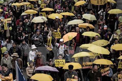 Hong Kong bắt 33 người biểu tình phản đối du khách Đại lục