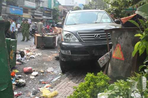 Nạn nhân bị xe Lexus kéo lê đã tử vong