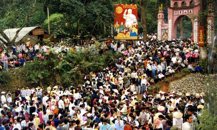 Nghỉ 6 ngày liên tục dịp giỗ Tổ Hùng Vương, 30/4 và 1/5