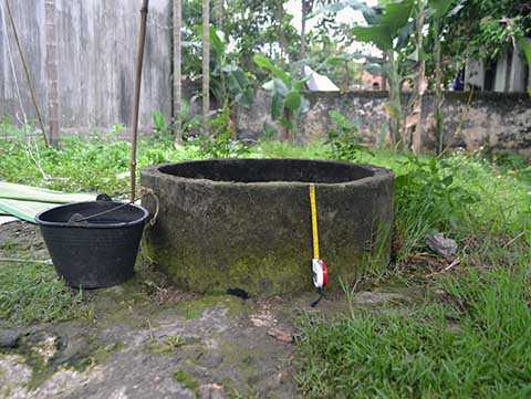 Bắt khẩn cấp kẻ ném cháu ruột hơn 1 tuổi xuống giếng