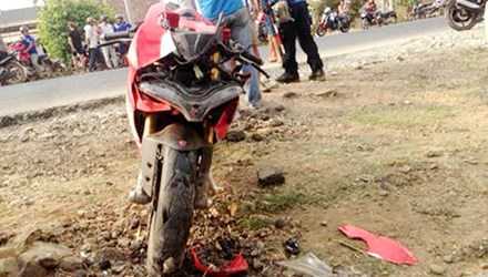 Bắt giam thành viên mô tô phượt tông chết người