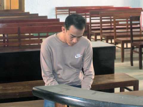 Đoạt mạng vợ hờ bằng 51 nhát dao