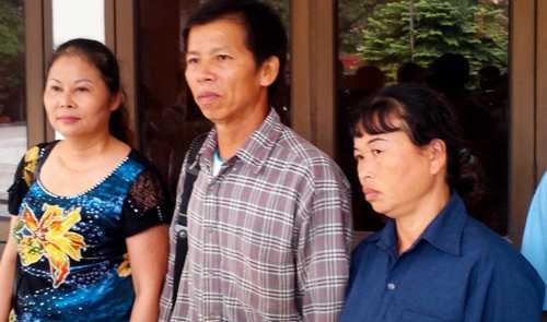 Ông Chấn lại 'khăn gói' lên Hà Nội đòi bồi thường án oan
