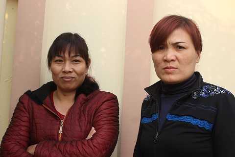 Cảnh sát vây ráp nhà 3 tầng bên nghĩa địa, con bạc chạy tán loạn