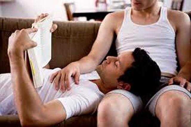 Bắt kẻ dọa tung tin đồng tính để tống tiền hàng xóm