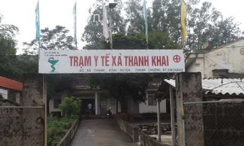 Cách chức Trạm trưởng Trạm y tế xã đánh bạc