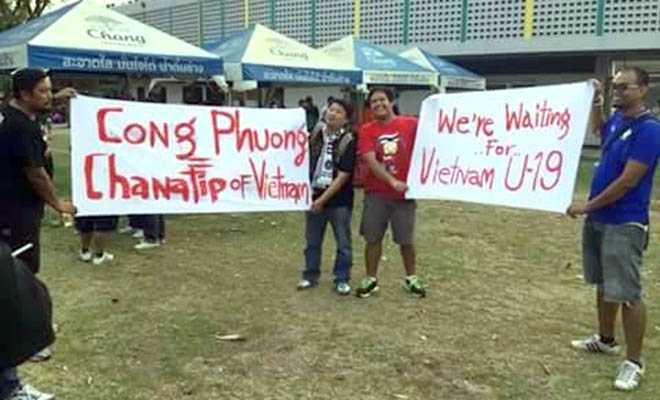 Công Phượng: Bao giờ thì bằng Kiatisak?