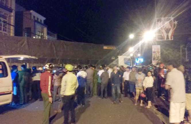 Đụng xe trong đêm, Chủ tịch tỉnh có mặt chỉ đạo