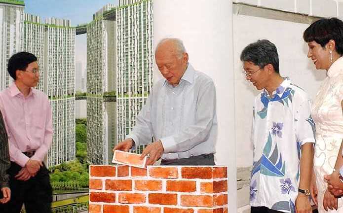 Ông Lý Quang Diệu đã giải bài toán chung cư cho dân thế nào?