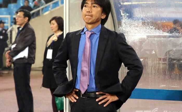 Tin đồn gây sốc: HLV Miura bị sa thải, Văn Quyến khoác áo SLNA