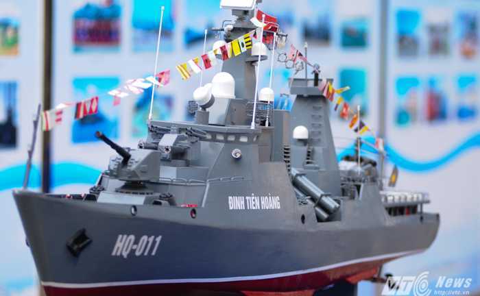 Nhiều hoạt động ý nghĩa kỷ niệm 60 năm truyền thống Hải quân Việt Nam