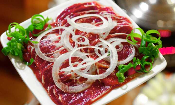 Bò nhúng dấm ngon thơm đậm đà hương vị Việt