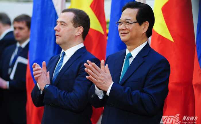 Thủ tướng Nguyễn Tấn Dũng trả lời phỏng vấn truyền thông Nga