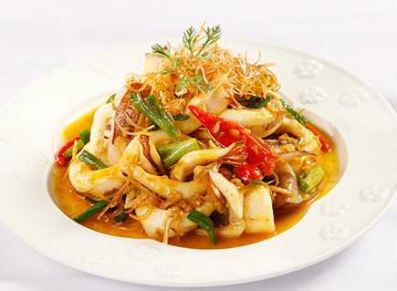 Làm món mực xào sả ớt thơm ngon cho cả nhà đổi vị