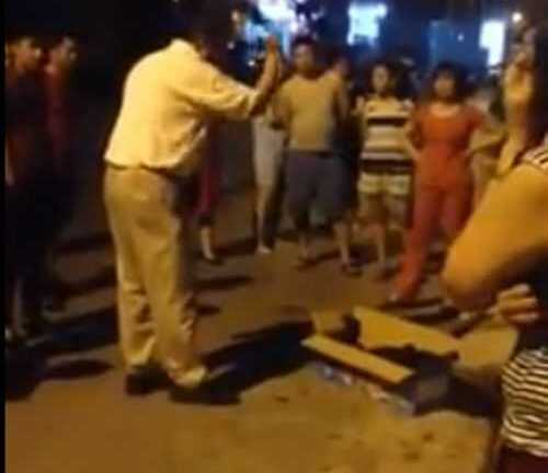 Chó Pit bull cắn chó Labrador tới chết: Hai bố con đánh người phải chịu mức phạt nào?