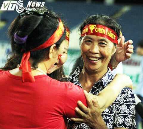 Fan xứ Nghệ háo hức xem Công Phượng đấu SLNA