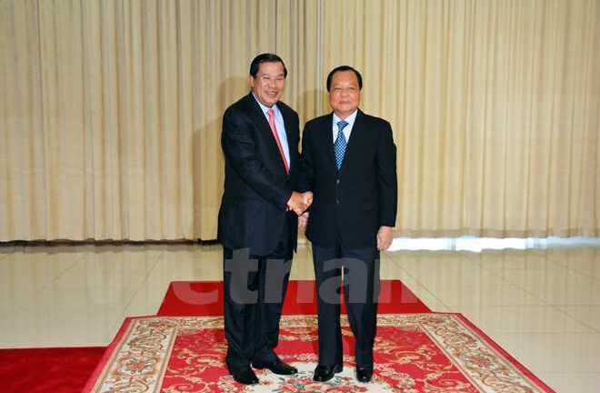 Thủ tướng Campuchia tiếp Bí thư Thành ủy Thành phố Hồ Chí Minh
