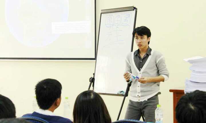 Chàng sinh viên Việt có trí nhớ siêu phàm từng bị lưu ban, bạn gái bỏ