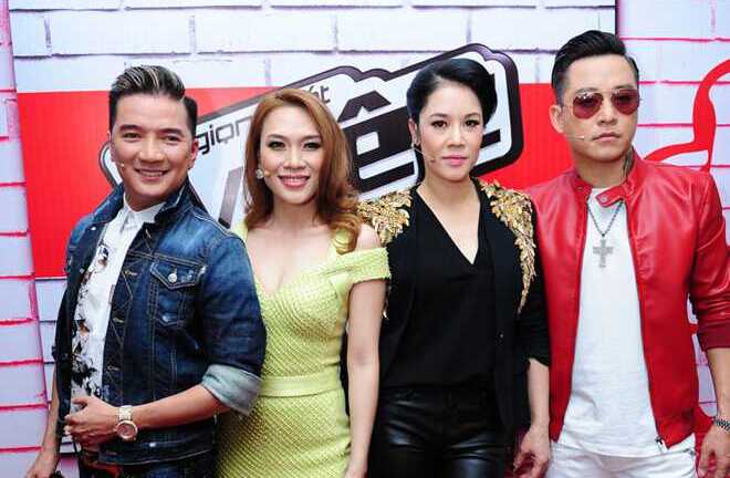 Hé lộ cách trả lương cho huấn luyện viên The Voice 2015