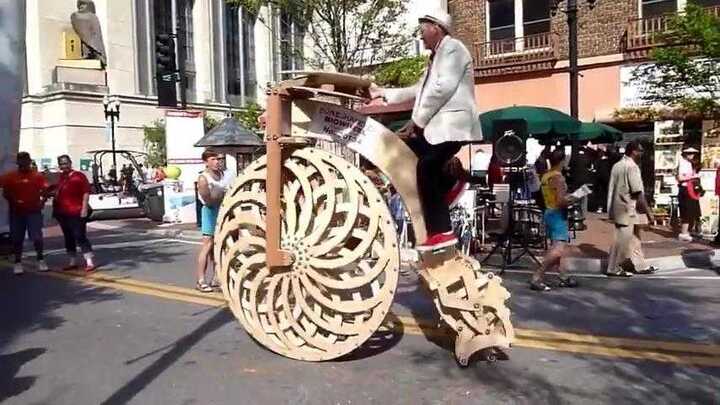 Cận cảnh chiếc xe đạp kỳ lạ chưa từng thấy