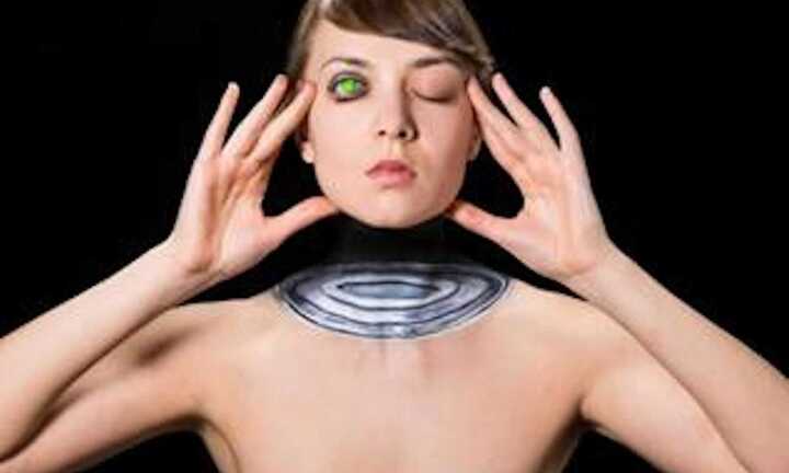 Nghệ thuật vẽ tranh ảo ảnh giống thực đến không tưởng