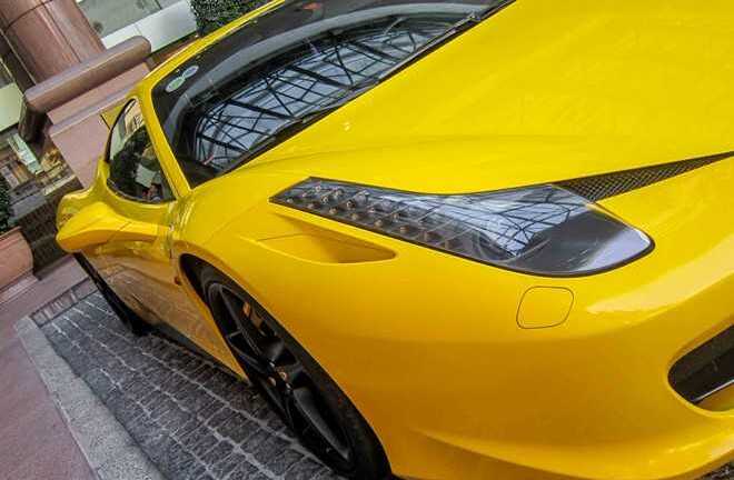 Siêu xe Ferrari 458 Italia tái xuất ở Sài Gòn