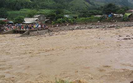 Sơn La: Lũ tràn về, bé gái 7 tuổi bị cuốn trôi