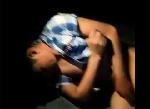 'Phi công trẻ lái máy bay bà già' bị bắt quả tang