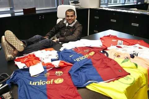 Thú vui 'cực bẩn' của các ngôi sao