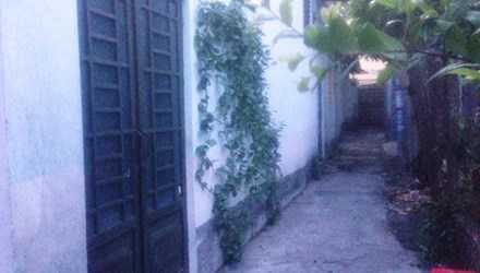 Kẻ si tình tàn ác khóa cửa đốt cháy 2 căn nhà