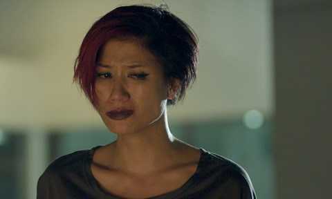 Clip: Người mẫu Trang 'Khàn' bị khởi tố