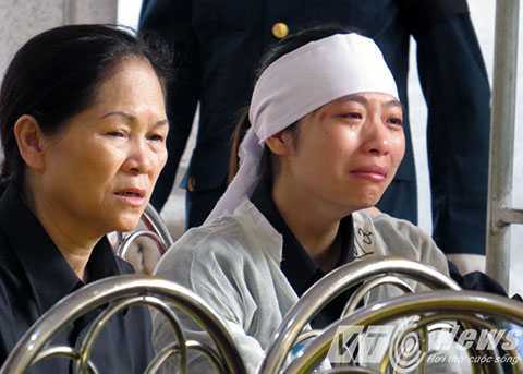 Cạn nước mắt ngày đón di cốt phi công Su-22 về đất mẹ