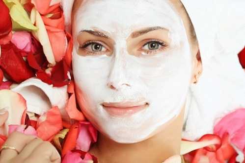 Tuyệt chiêu đánh bay tàn nhang siêu đơn giản bằng bột sắn dây