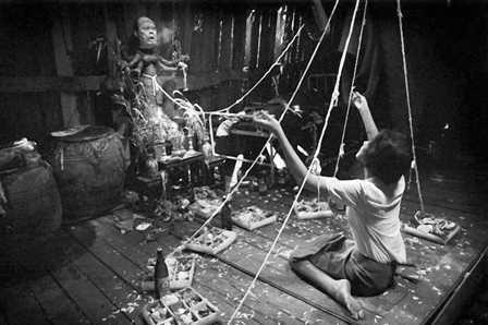 Giải mã căn bệnh bí ẩn của tên thầy bùa miền Tây tà dâm, tàn ác