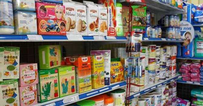 Giá sữa bán lẻ đồng loạt giảm từ 10/5