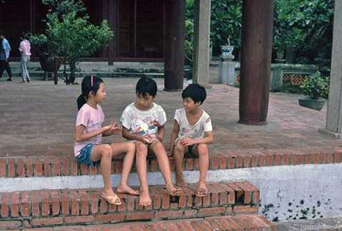 Người Hà Nội ái ngại khi thành phố 'vắng bóng trẻ con'