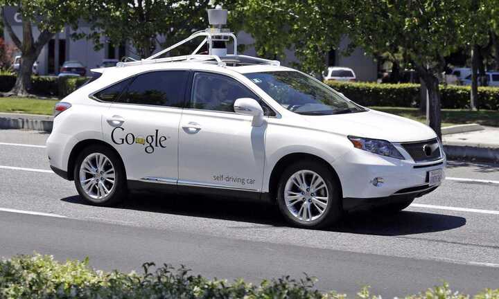 Tranh cãi pháp lý quanh chuyện xe tự lái của Google gây tai nạn