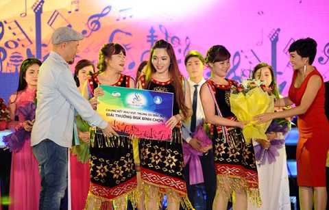 Ca sĩ Phương Thanh: Ngạc nhiên vì sinh viên vẫn thích ca khúc truyền thống