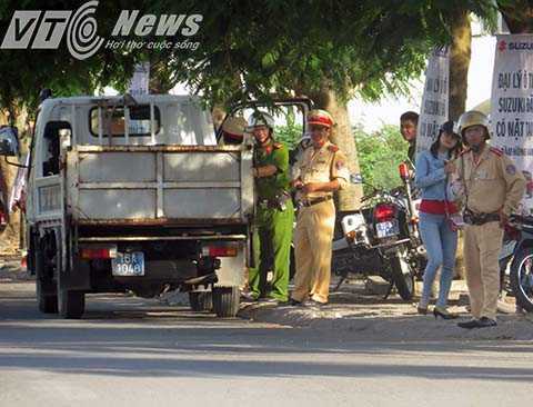 Hải Phòng dân phàn nàn 'ra đường là gặp cảnh sát': CSGT lên tiếng