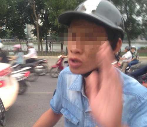 Lộ diện danh tính kẻ chuyên chặn xe con 'xin đểu' ở Hà Nội