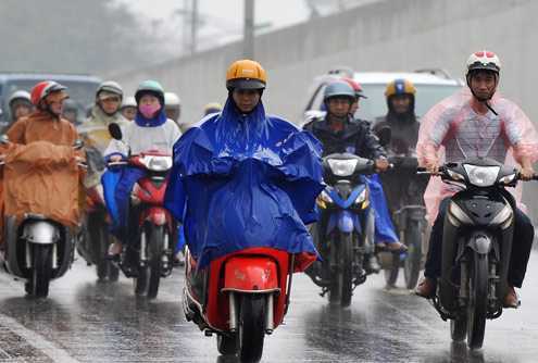 Chiều tối nay xuất hiện mưa rào, miền Bắc được 'giải nhiệt'