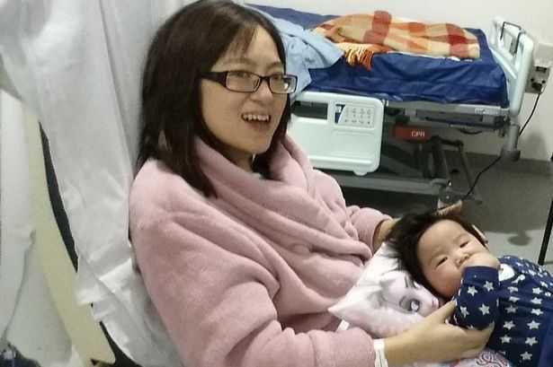 Cậu con trai 3 tháng tuổi cứu mẹ bằng cách thần kỳ