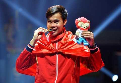 Đấu kiếm giành HCV đầu tiên cho thể thao Việt Nam