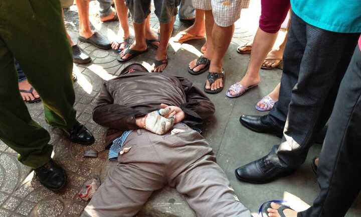 Đặc nhiệm truy đuổi cướp tại phố Tây như phim hành động