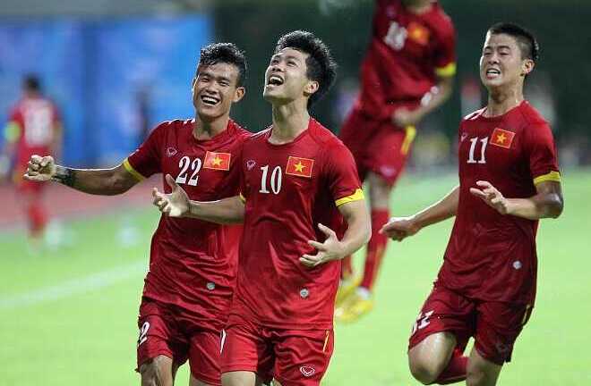 'Công Phượng hoàn hảo hơn Văn Quyến'