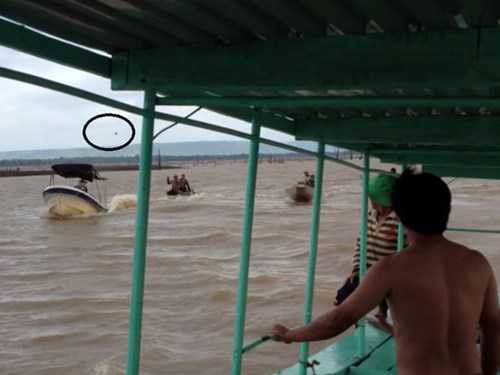 Lực lượng tuần tra hồ thủy lợi bị thuyền lạ dùng gạch đá tấn công