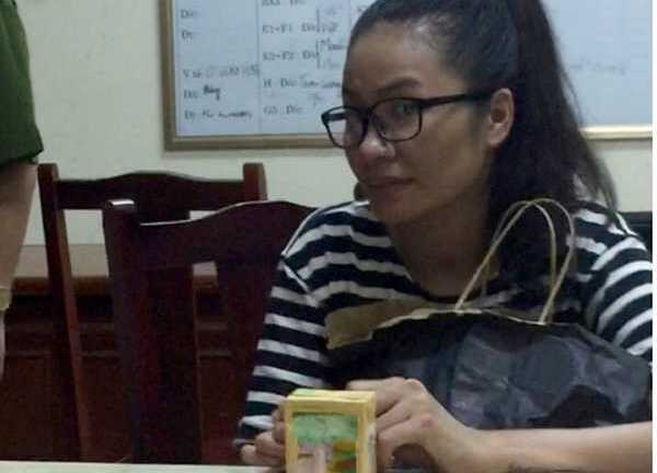 Thông tin chính thức về việc bắt 'Thánh cô cô bóc' đang gây náo loạn giới showbiz